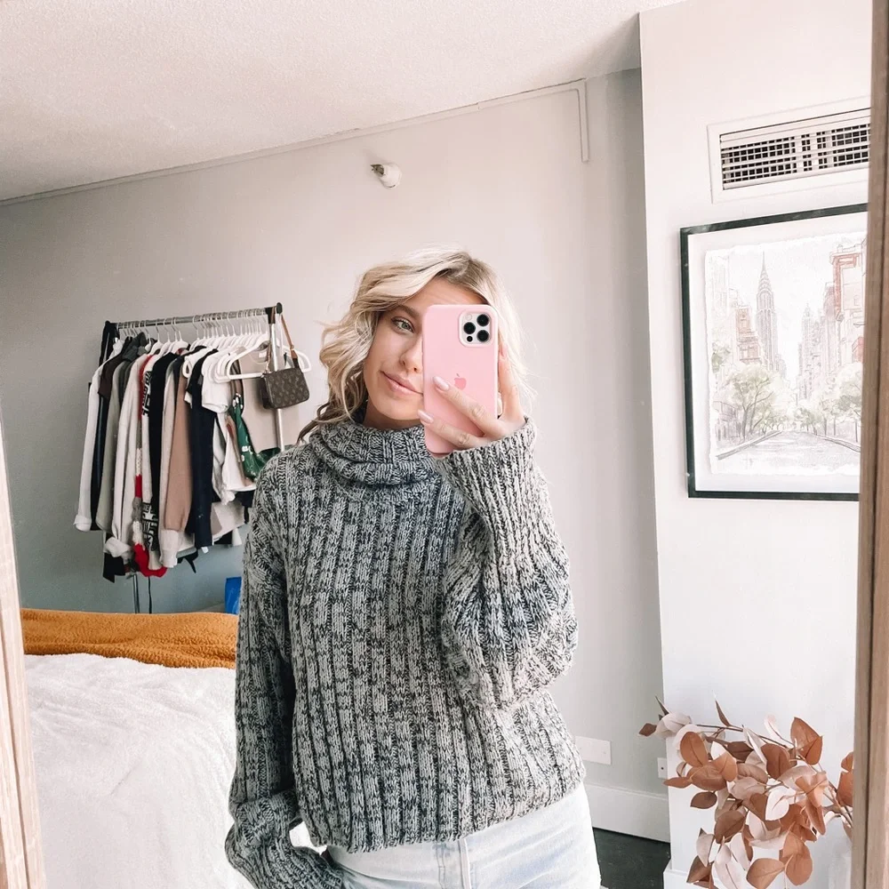 Urban Outfitters Gray Knit Cowlneck Sweater - Picture 3 of 7